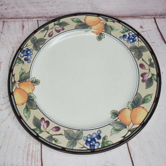 Mikasa Intaglio Garden Harvest One Dinner Plate 11"  CAC29 Mint - Picture 2 of 12